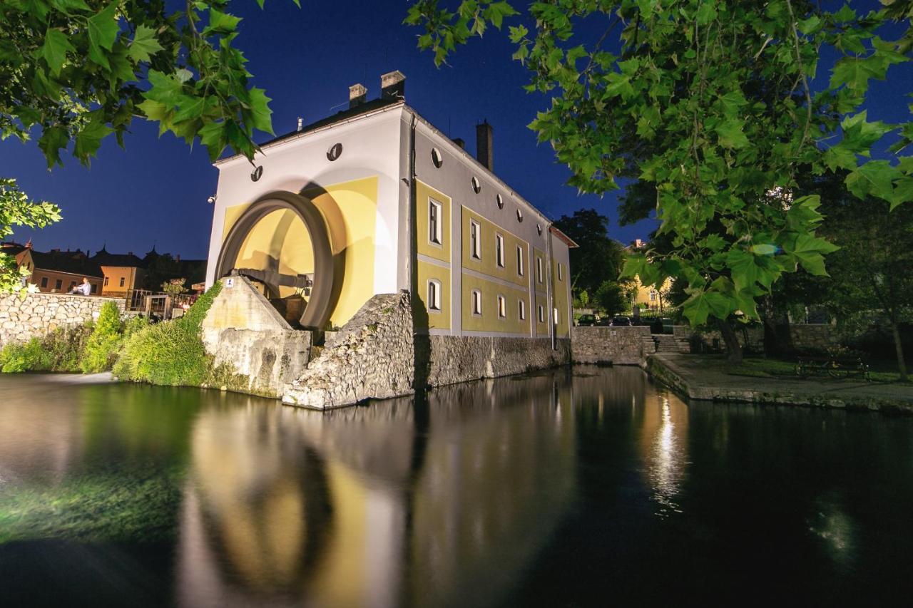 Hotel Gabriella Tapolca Exterior photo